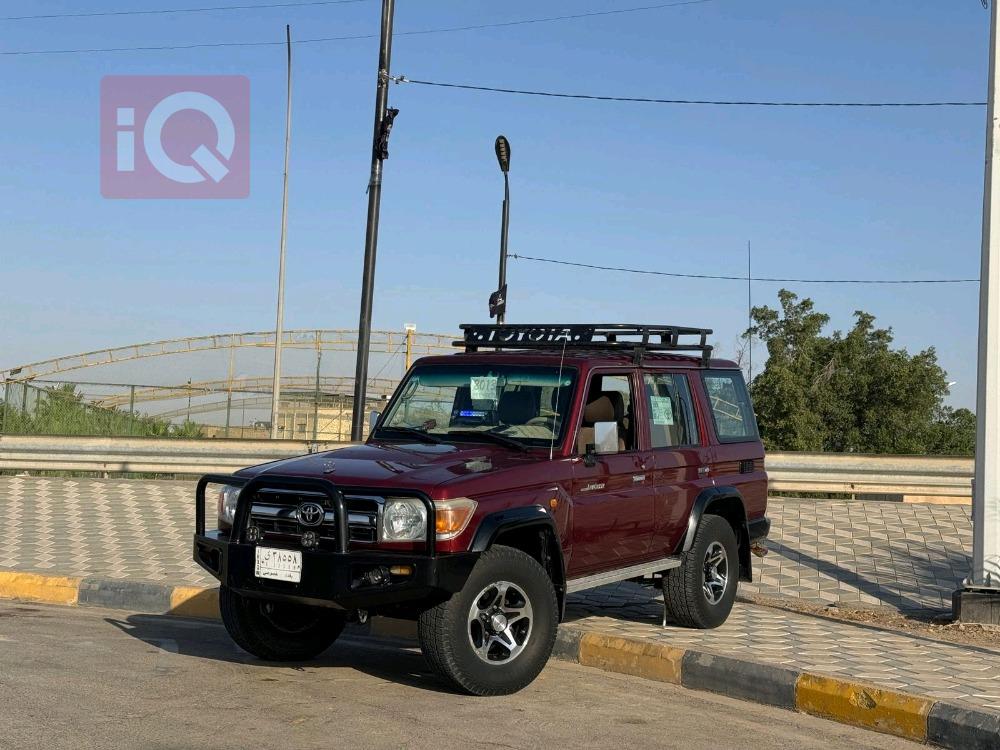 تويوتا لاند كروزر 70
